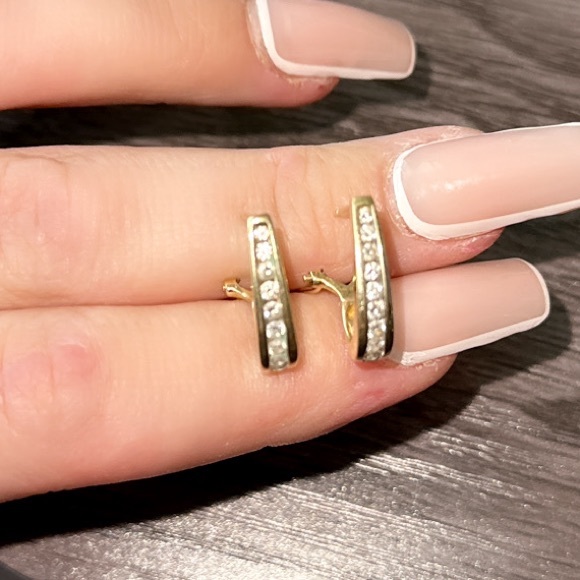 💎RP $3790 14K Samuels Jewelers Earrings Real Solid Gold Diamonds Hoop Comfy - Picture 3 of 6